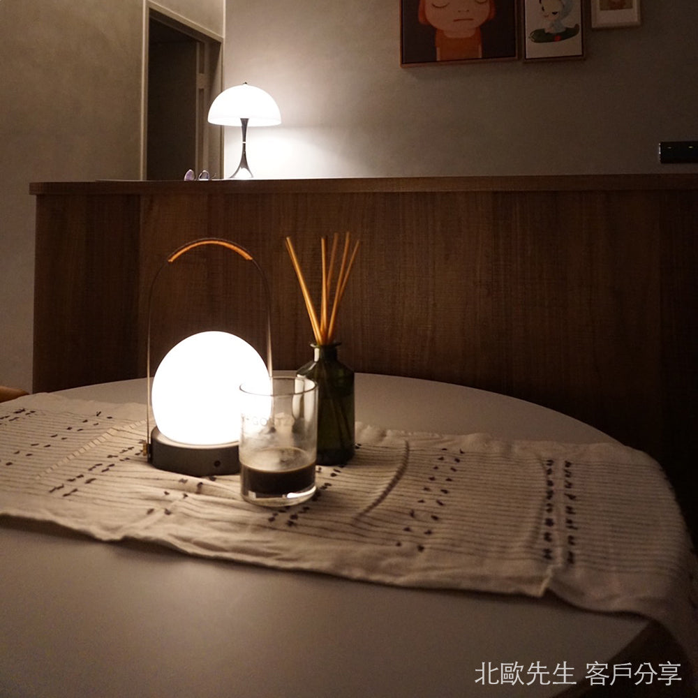 Audo Carrie Table Lamp IP44 輕巧無線 提籃造型 行動桌燈 - 特殊古銅色